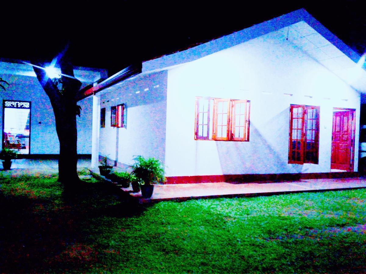 Sanithu Homestay And Villa Galle Luaran gambar